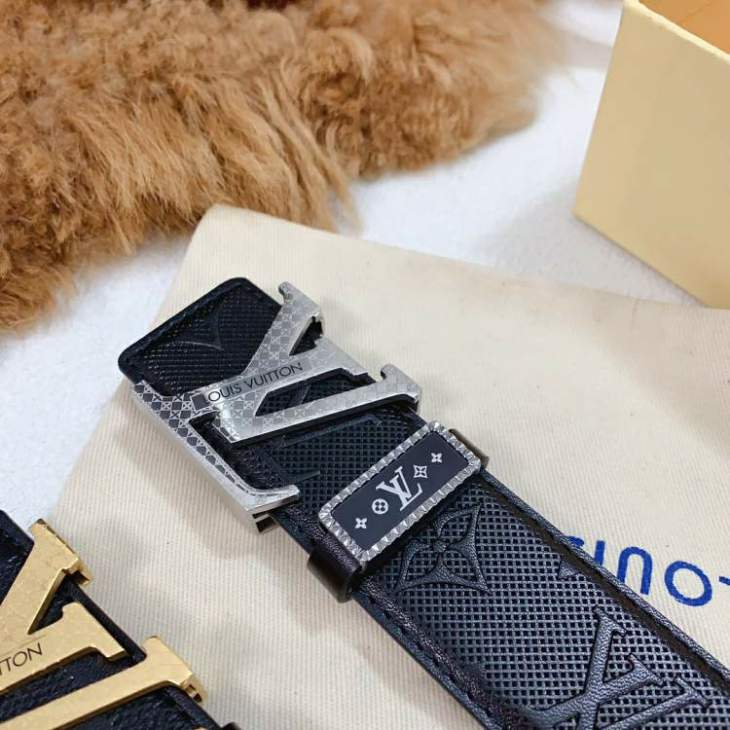 Picture of Louis Vuitton Belts _SKUfw172864934fw